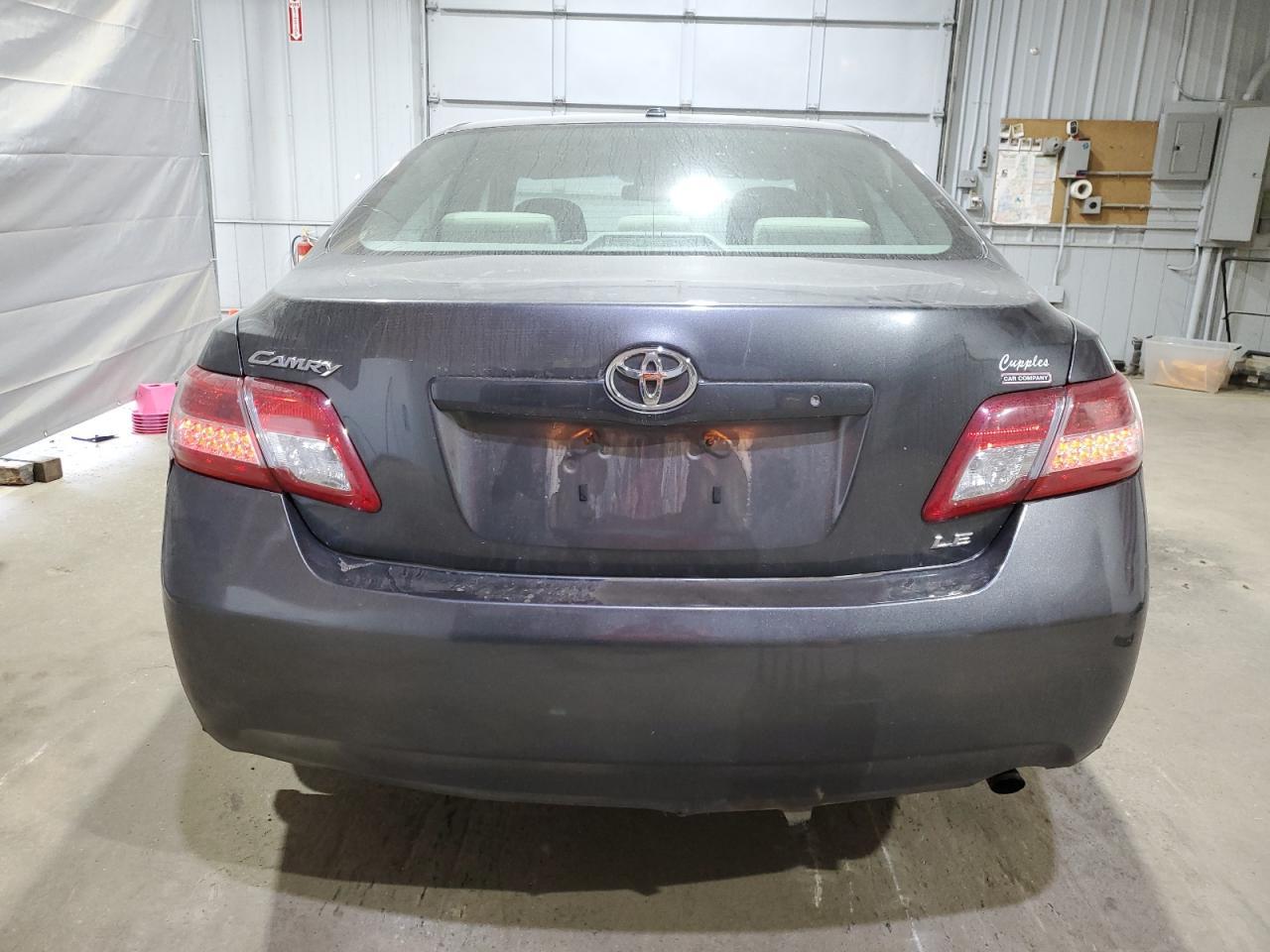 2010 TOYOTA CAMRY