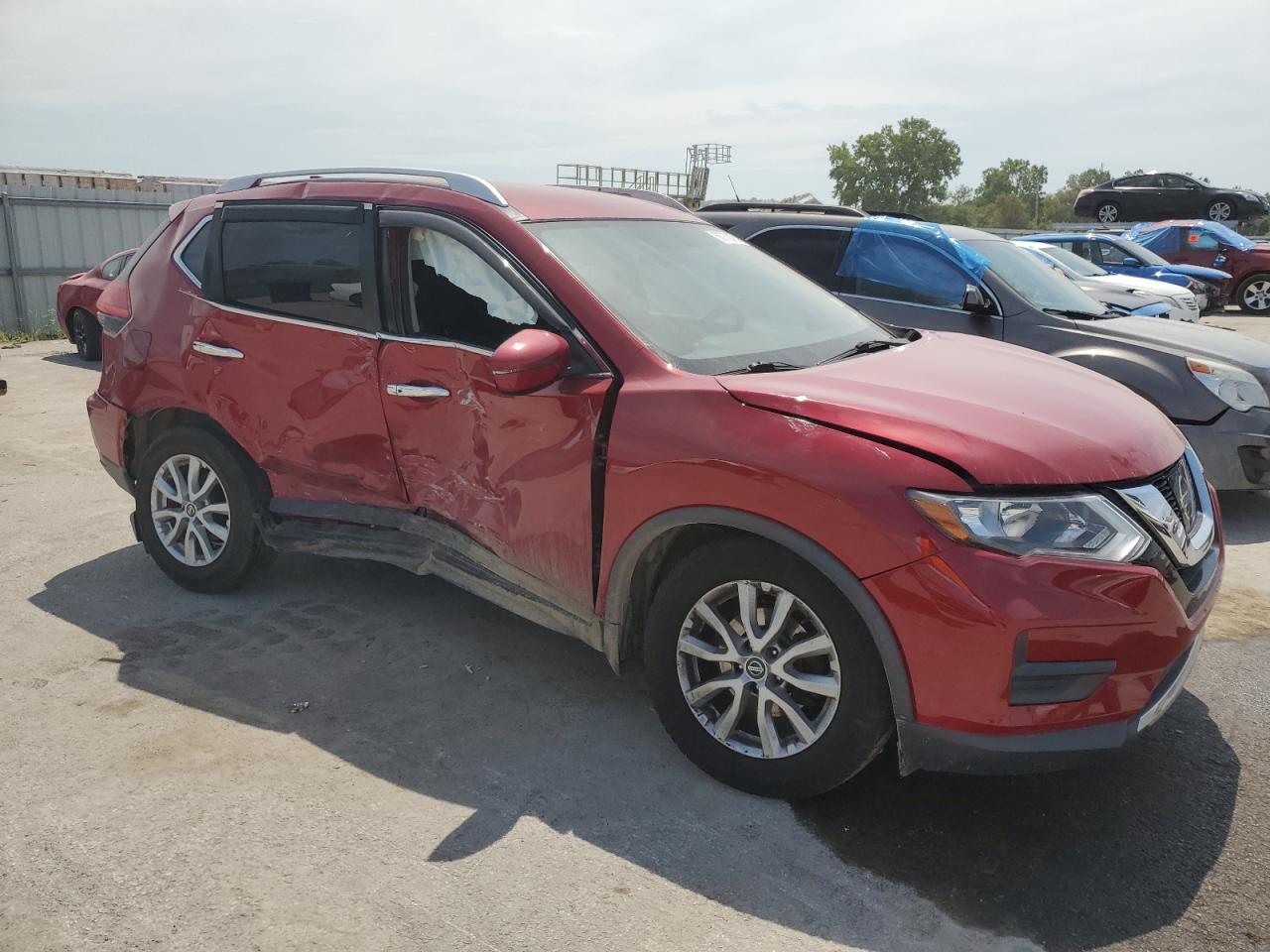 2017 NISSAN ROGUE