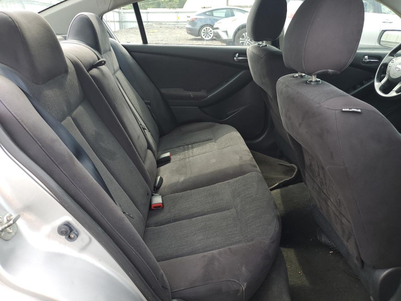 2011 NISSAN ALTIMA