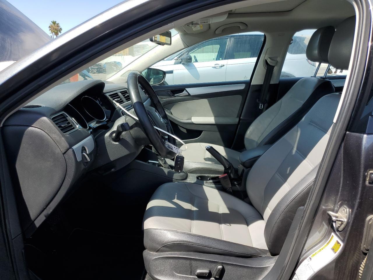 2016 VOLKSWAGEN JETTA
