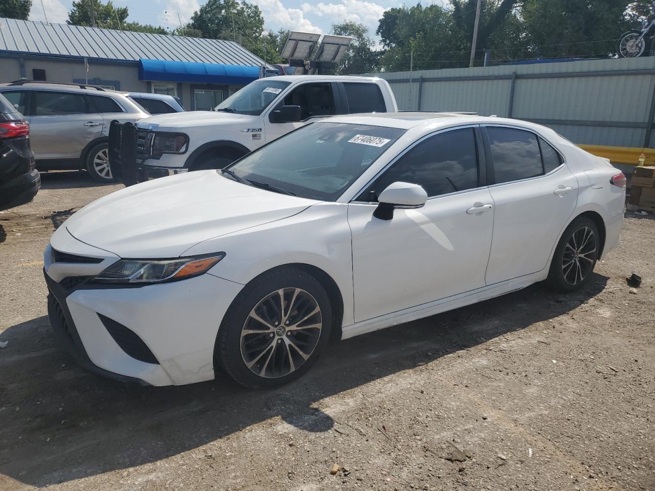 2018 TOYOTA CAMRY