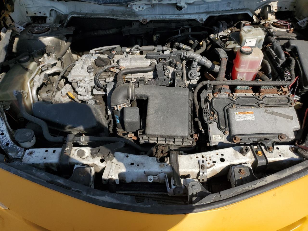 2016 TOYOTA PRIUS V