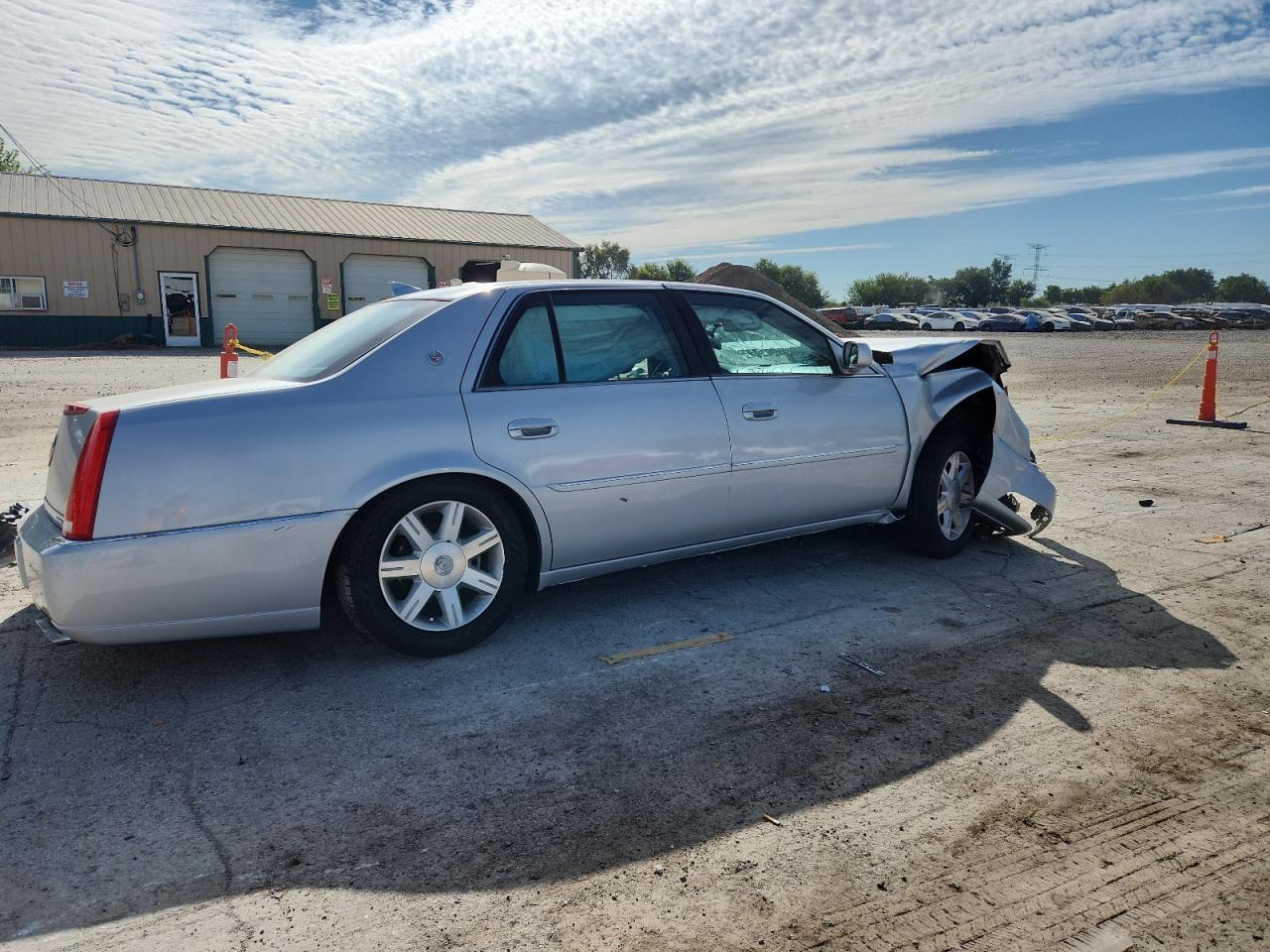 2011 CADILLAC DTS