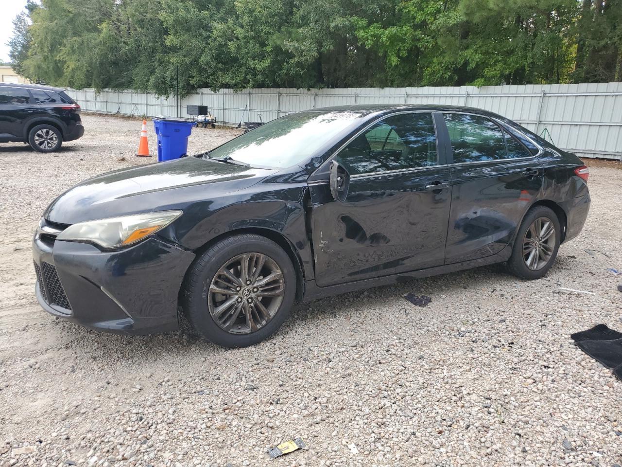 2015 TOYOTA CAMRY
