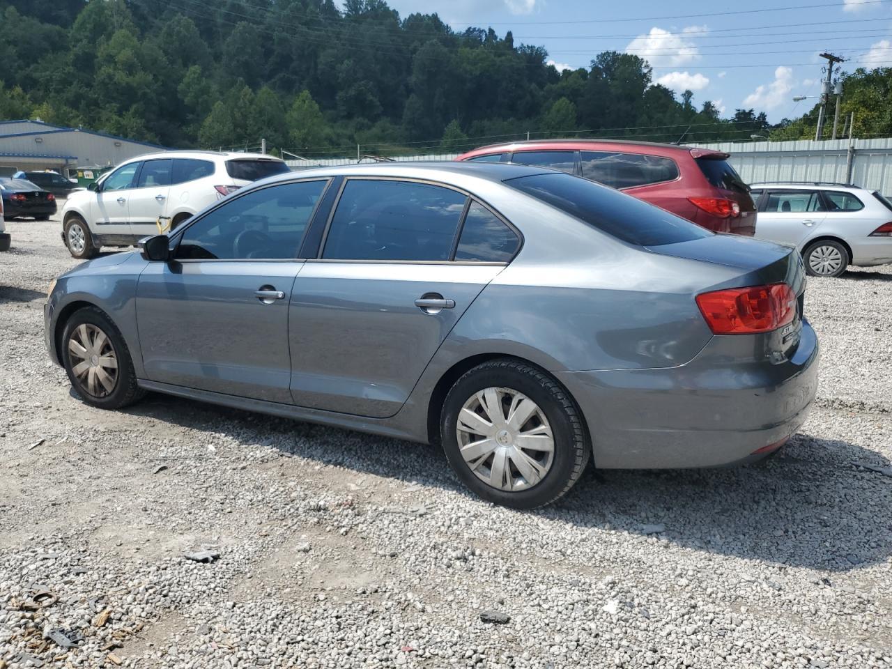 2011 VOLKSWAGEN JETTA