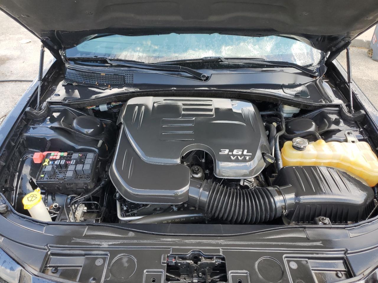 2014 CHRYSLER 300