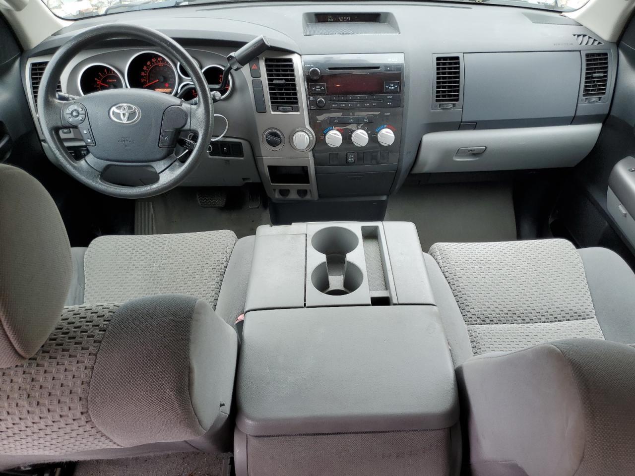 2011 TOYOTA TUNDRA