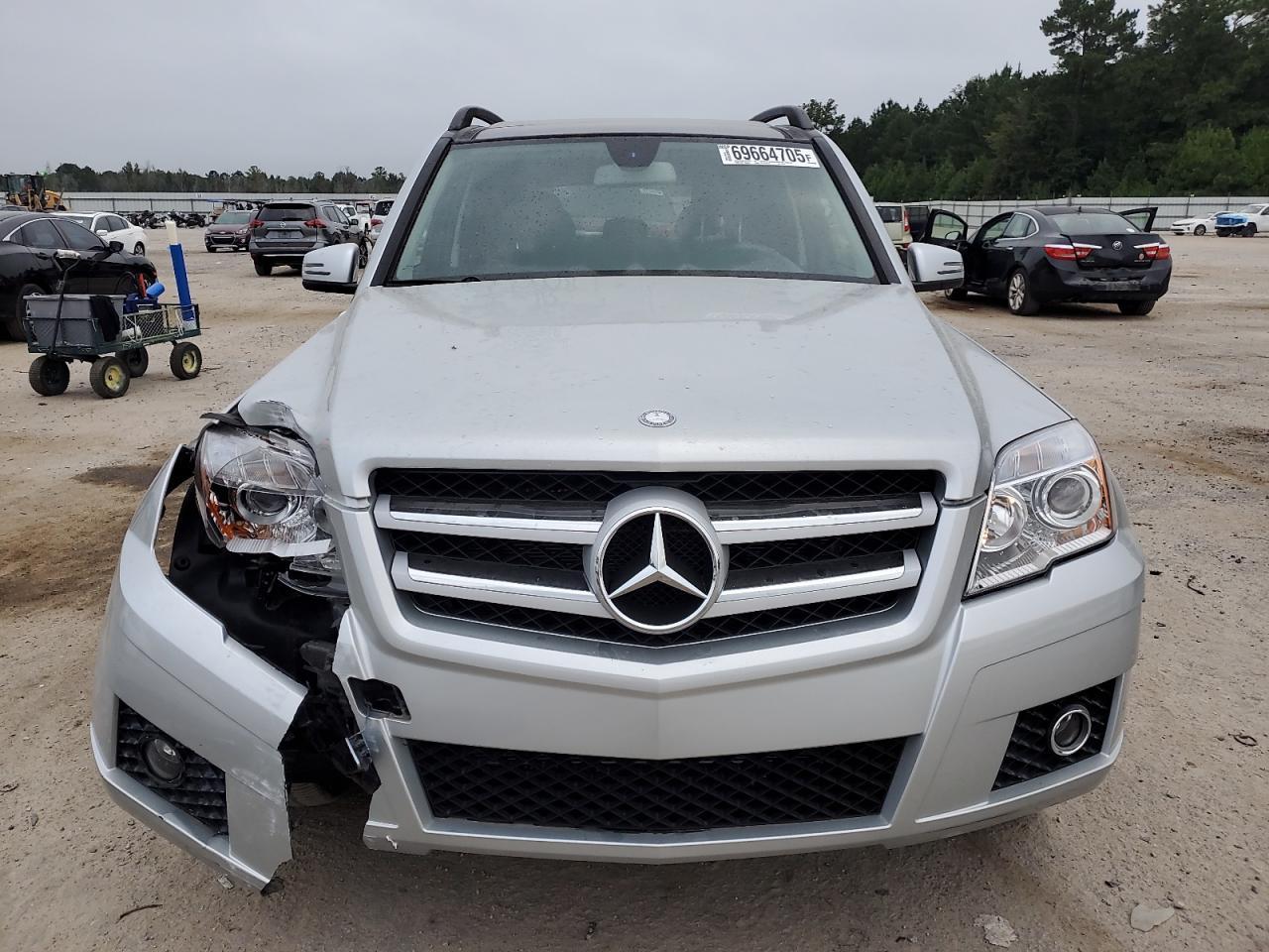 2011 MERCEDES-BENZ GLK-Class