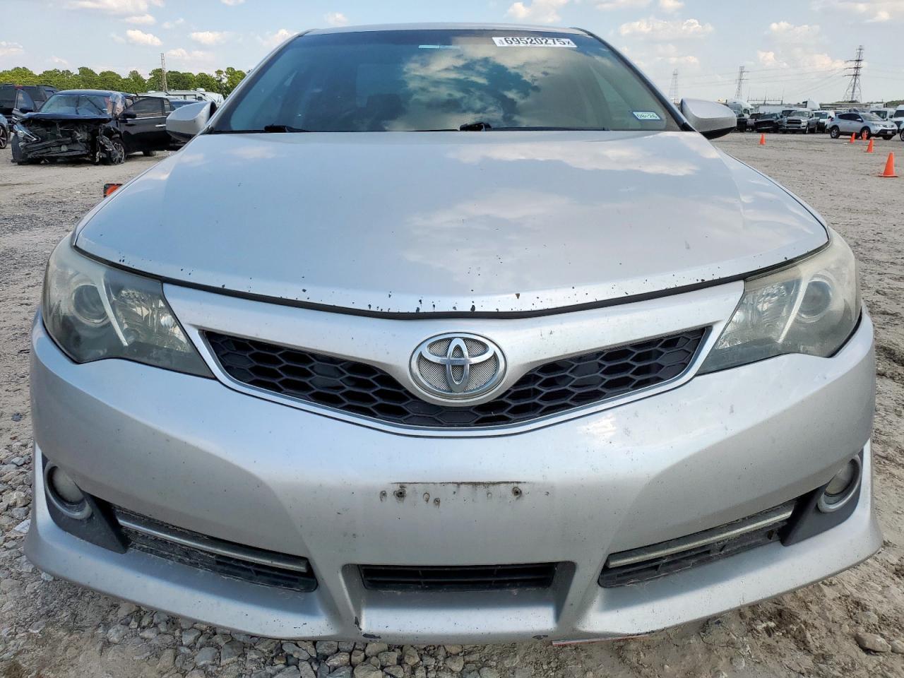 2014 TOYOTA CAMRY