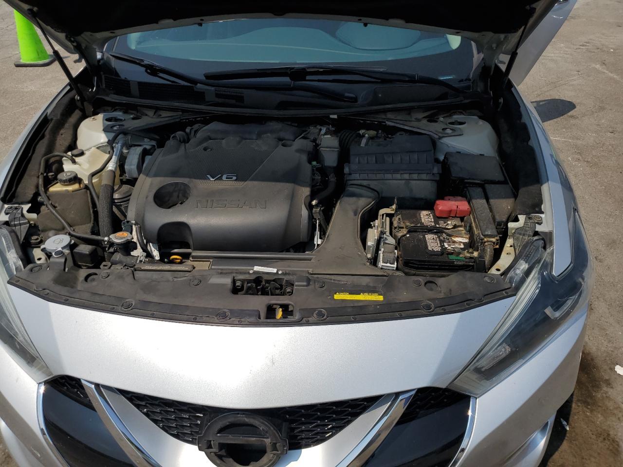 2017 NISSAN Maxima
