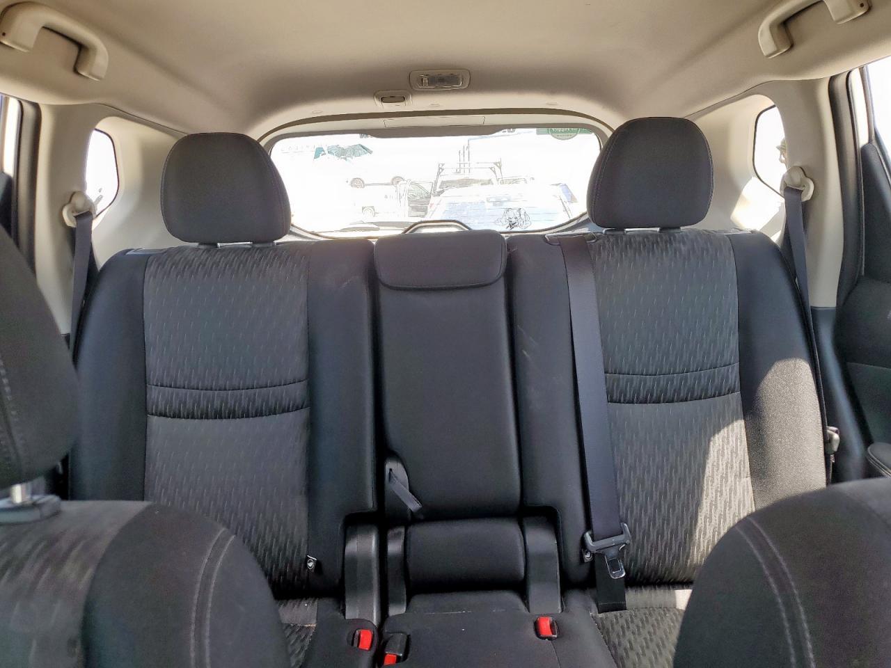 2017 NISSAN ROGUE