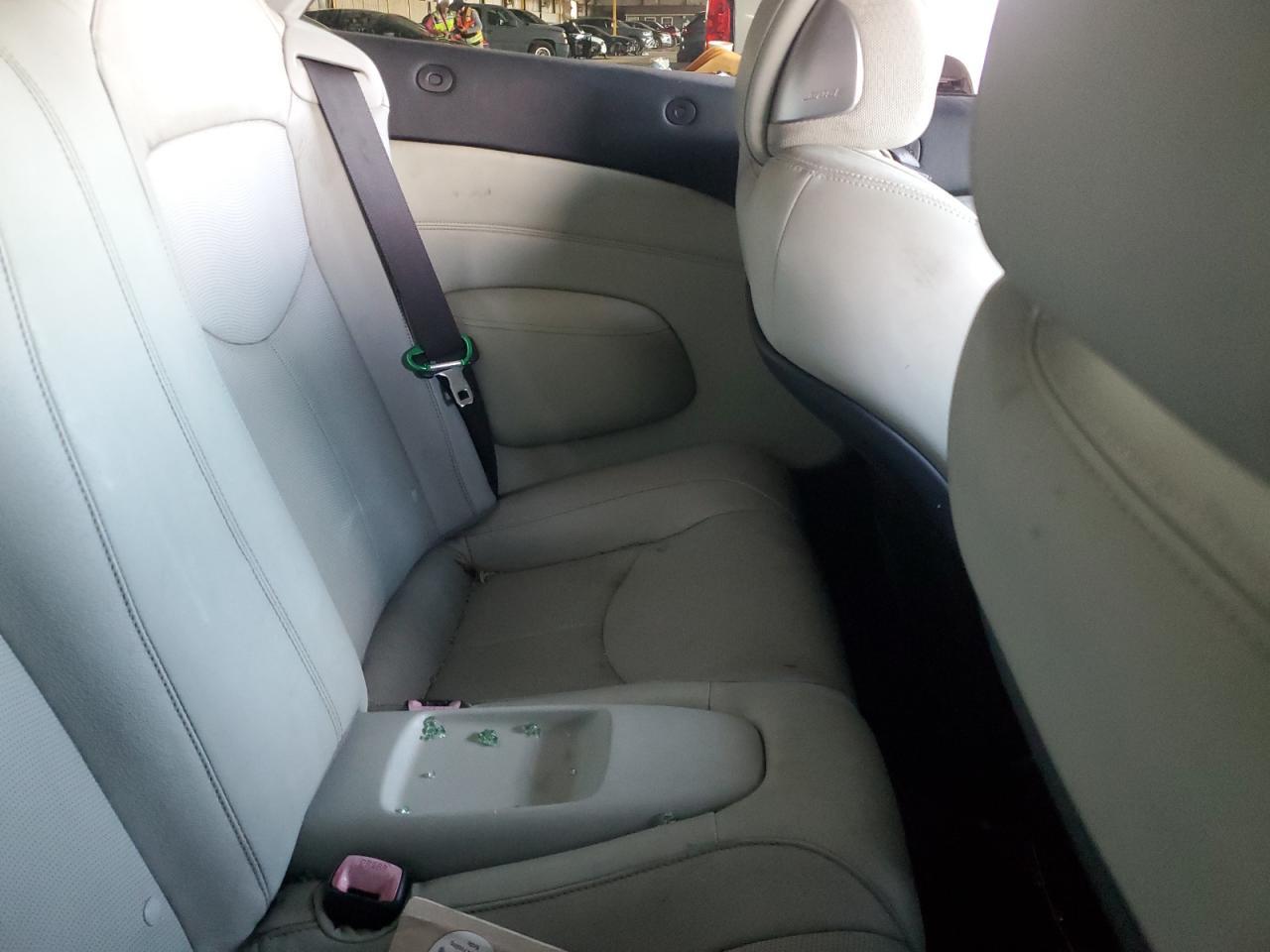 2012 INFINITI G37