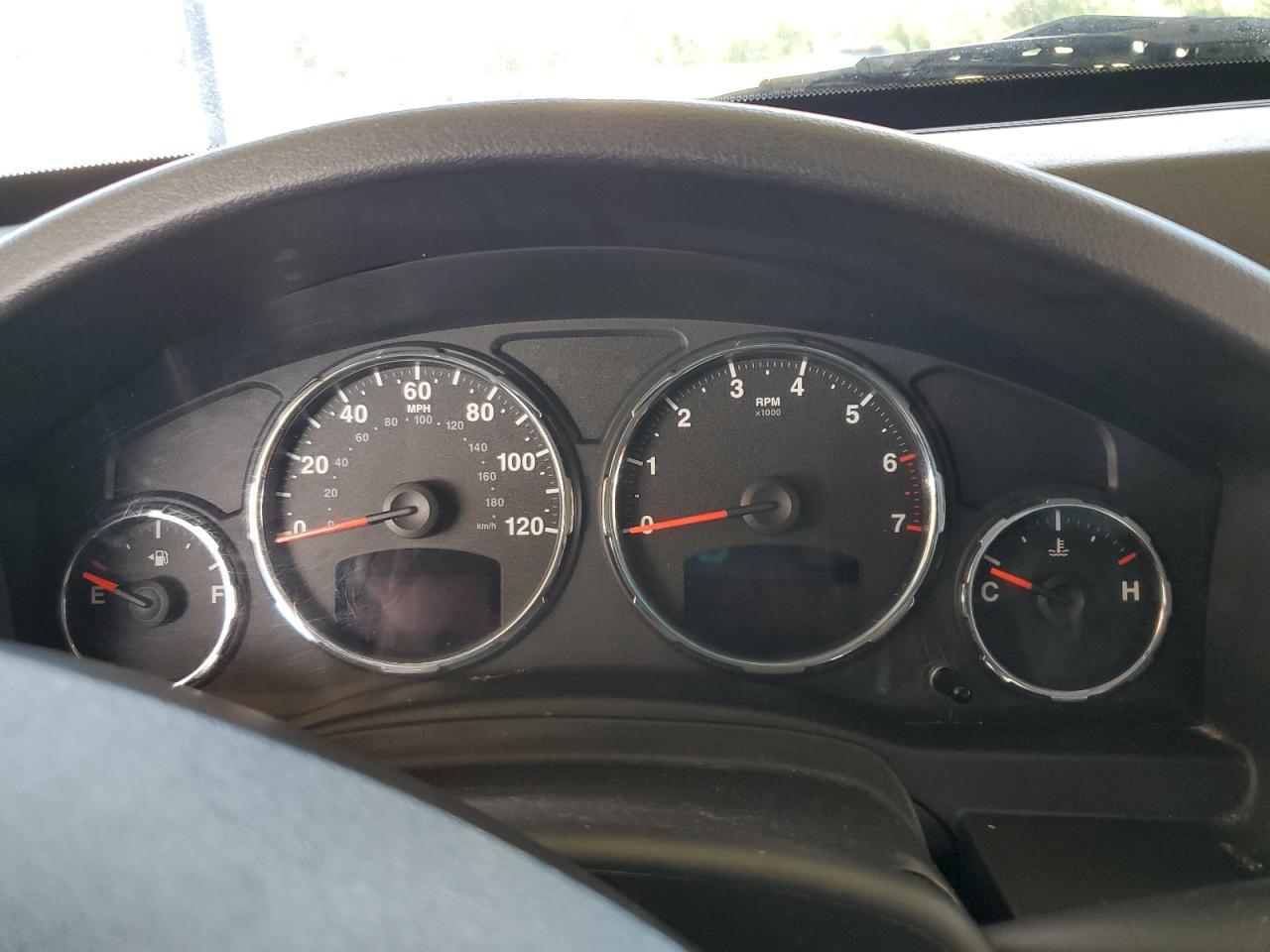 2010 JEEP Liberty