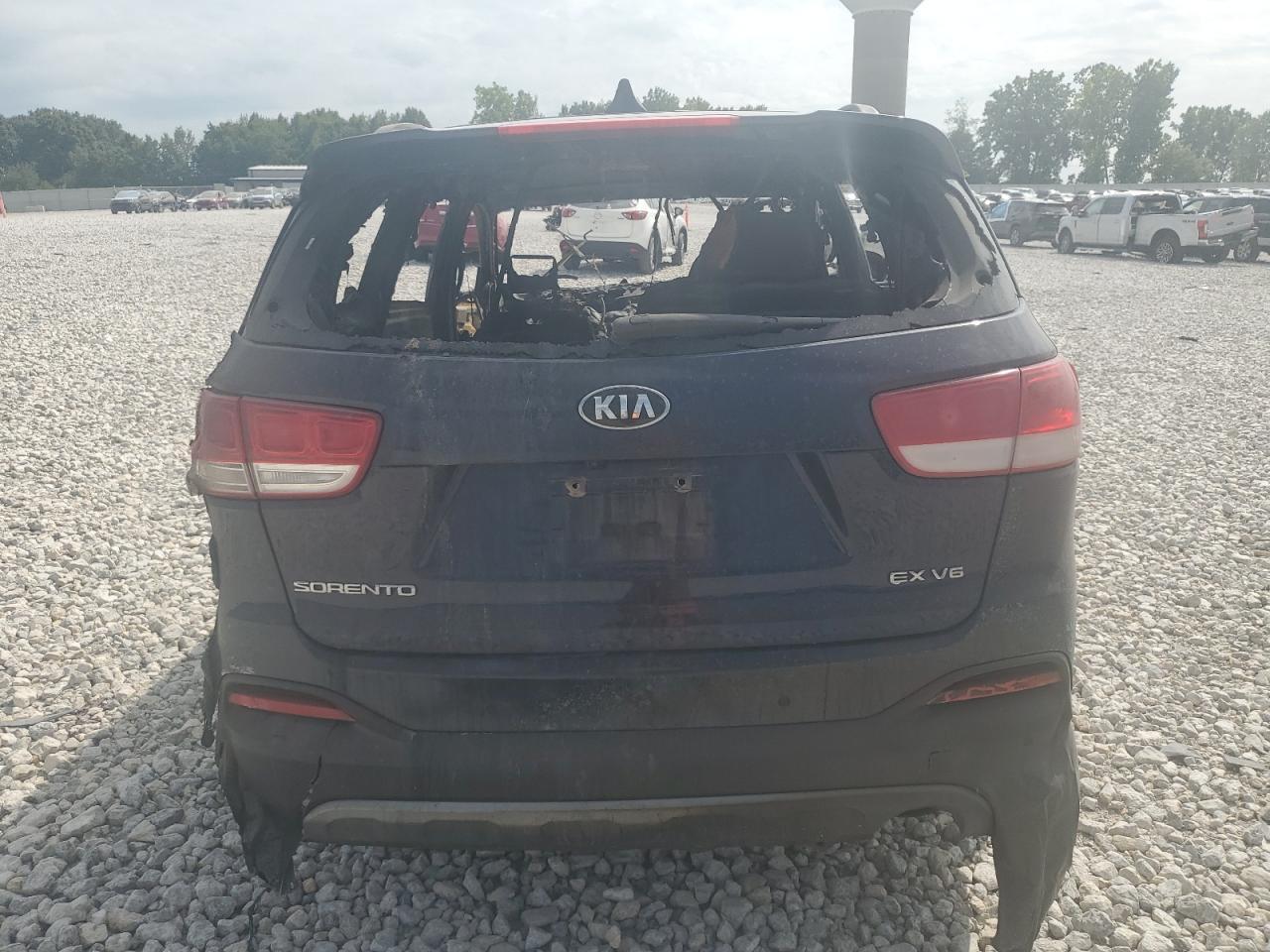 2016 KIA SORENTO