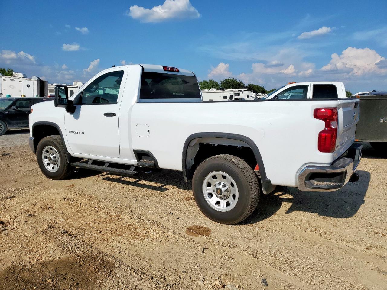 2025 CHEVROLET Silverado