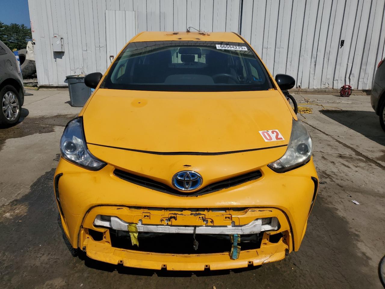 2016 TOYOTA PRIUS V