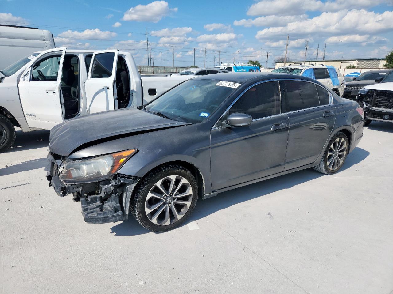 2012 HONDA ACCORD
