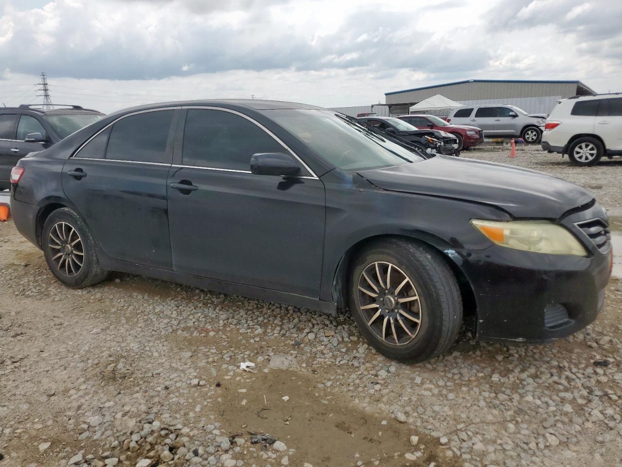 2011 TOYOTA CAMRY