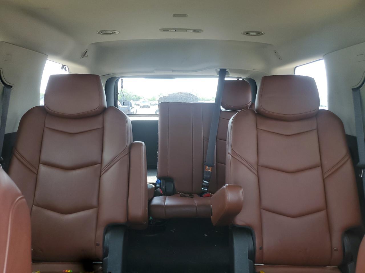 2016 CADILLAC ESCALADE
