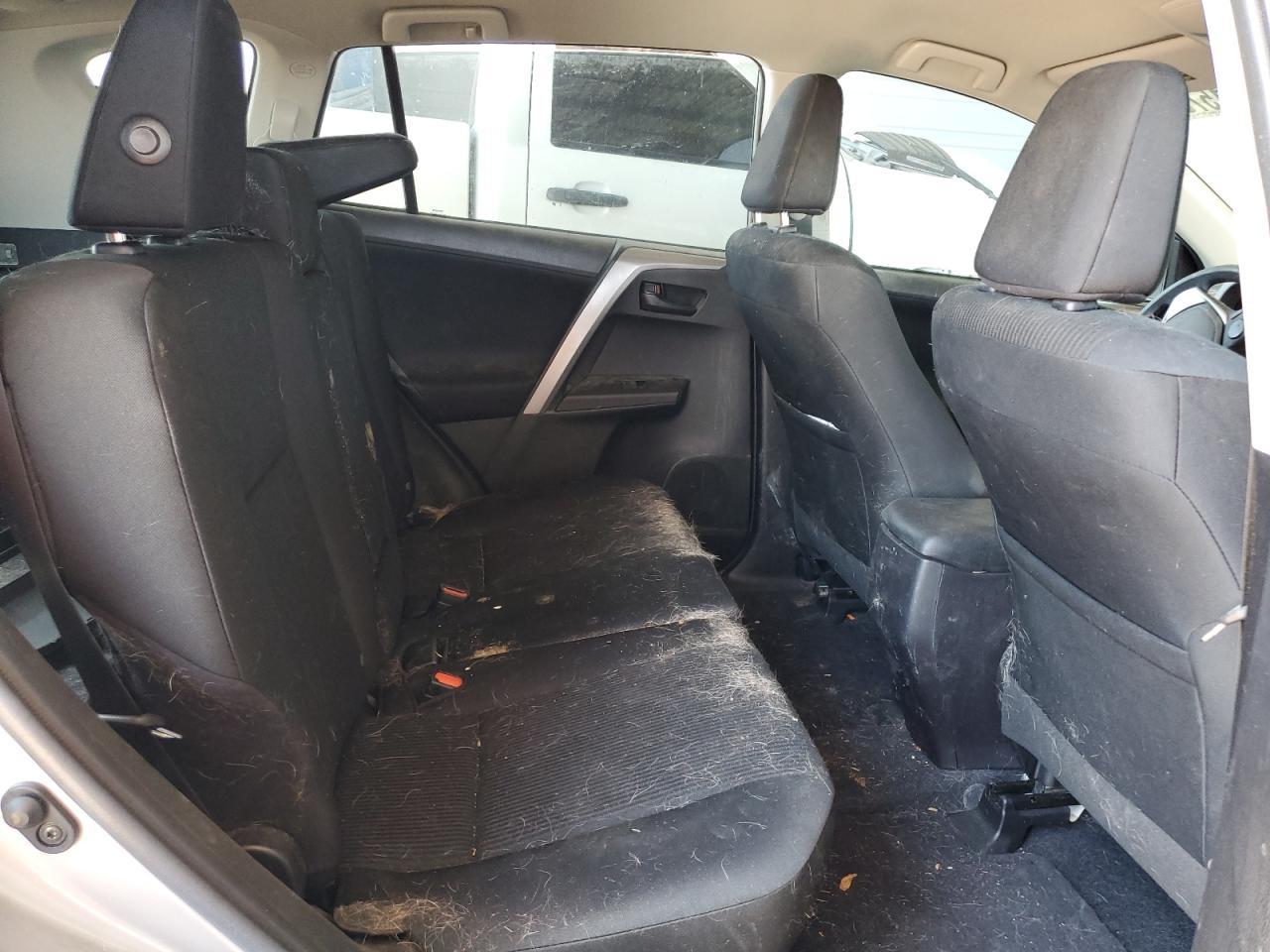 2016 TOYOTA RAV4