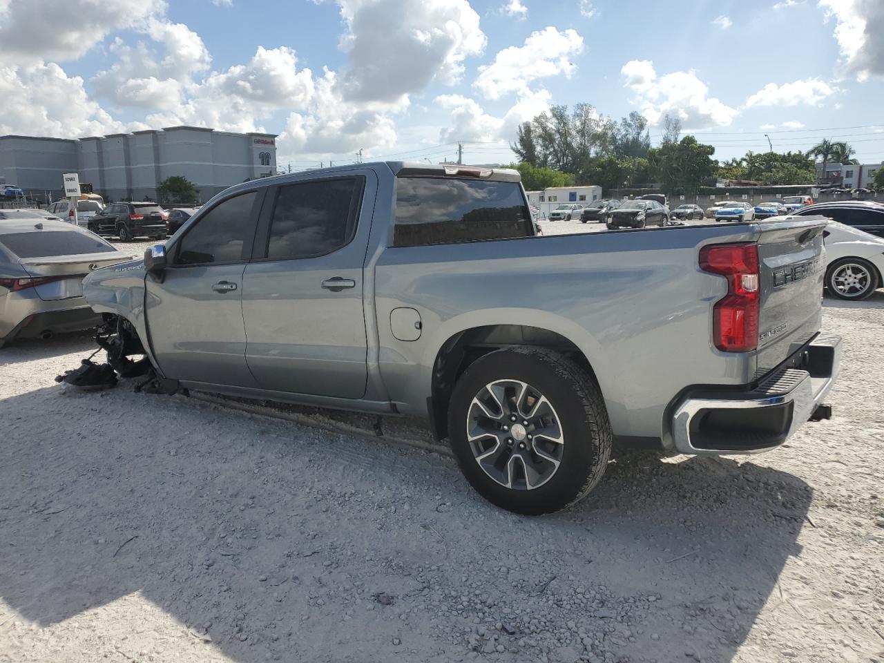 2025 CHEVROLET Silverado