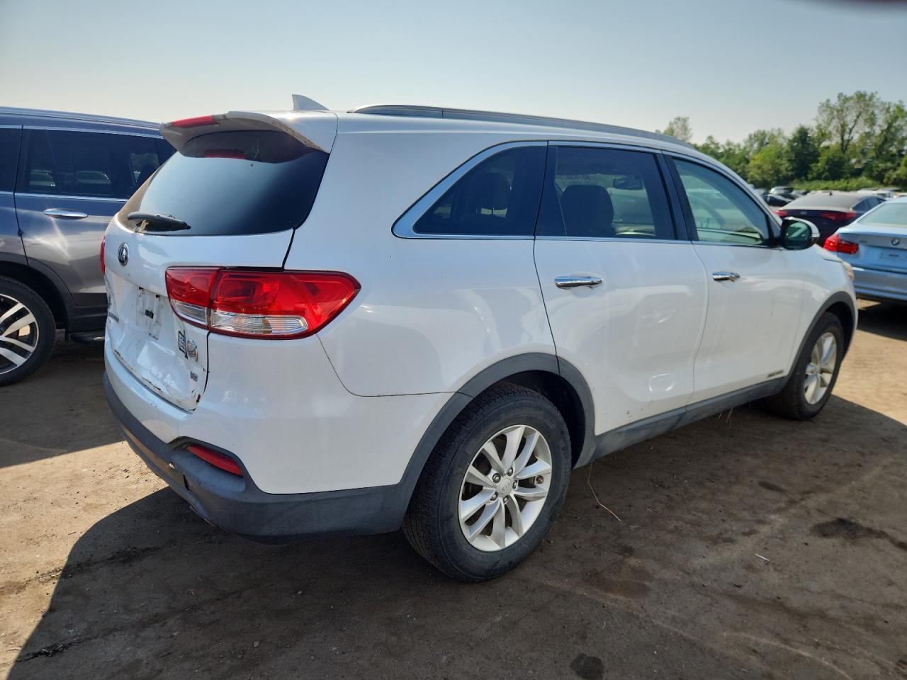 2016 KIA SORENTO