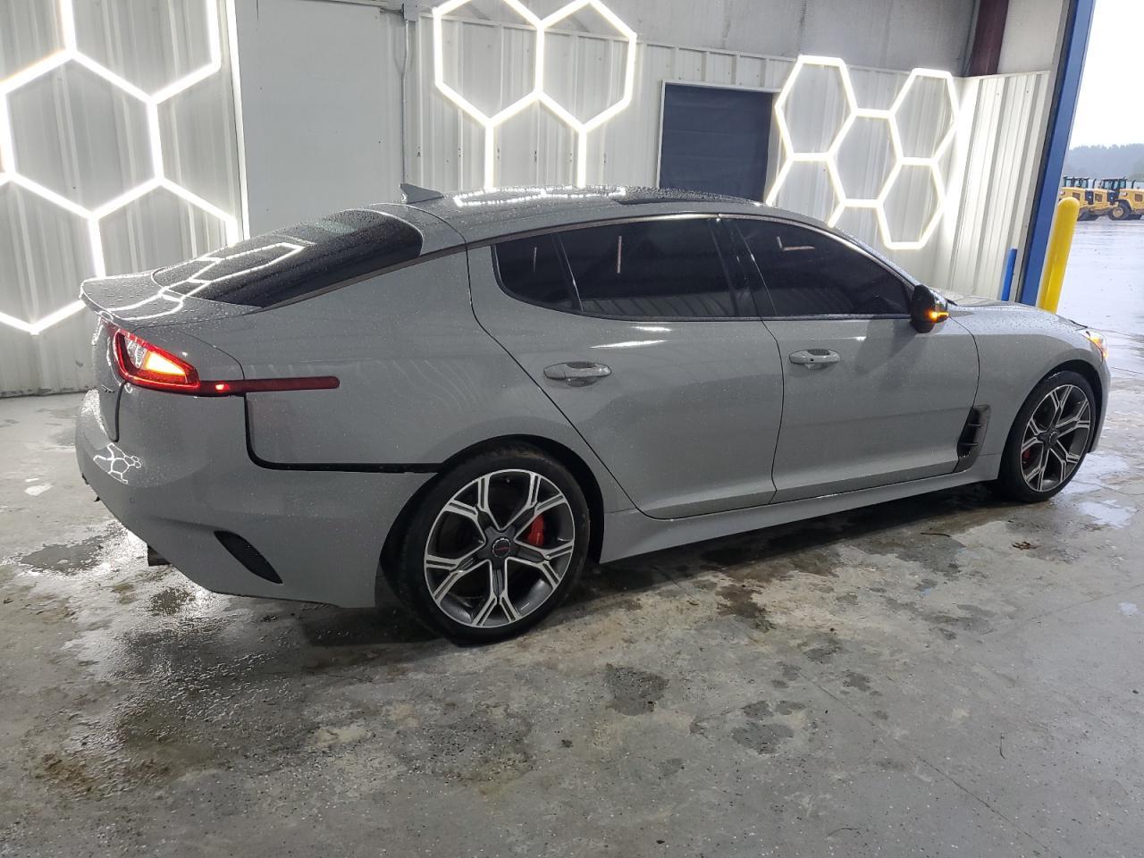 2019 KIA Stinger