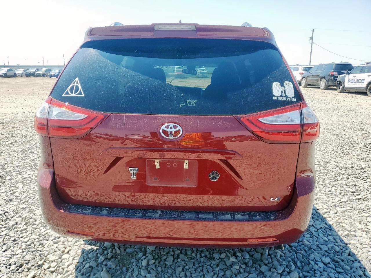 2019 TOYOTA SIENNA
