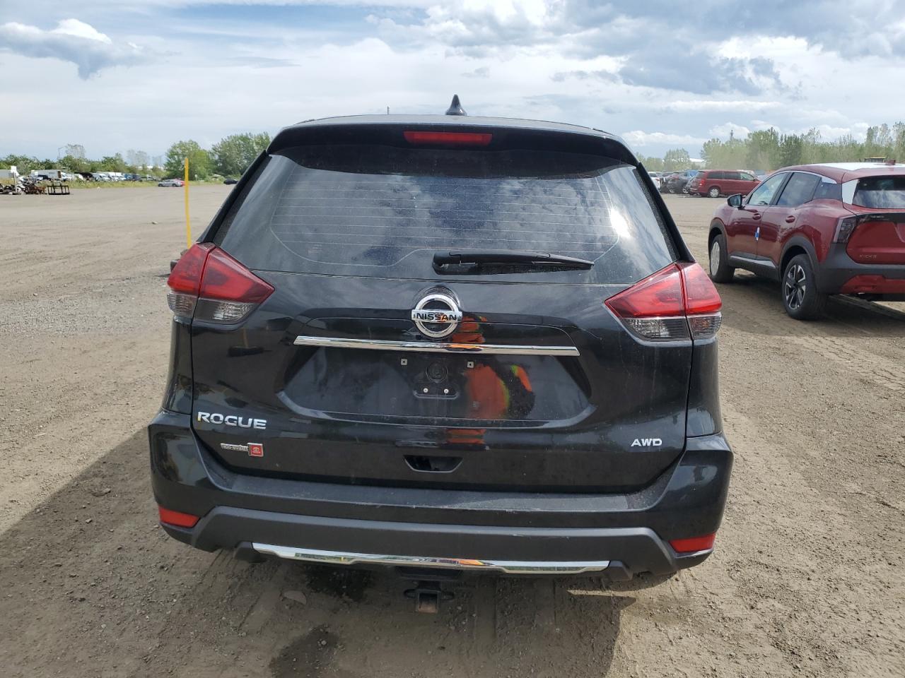 2018 NISSAN ROGUE