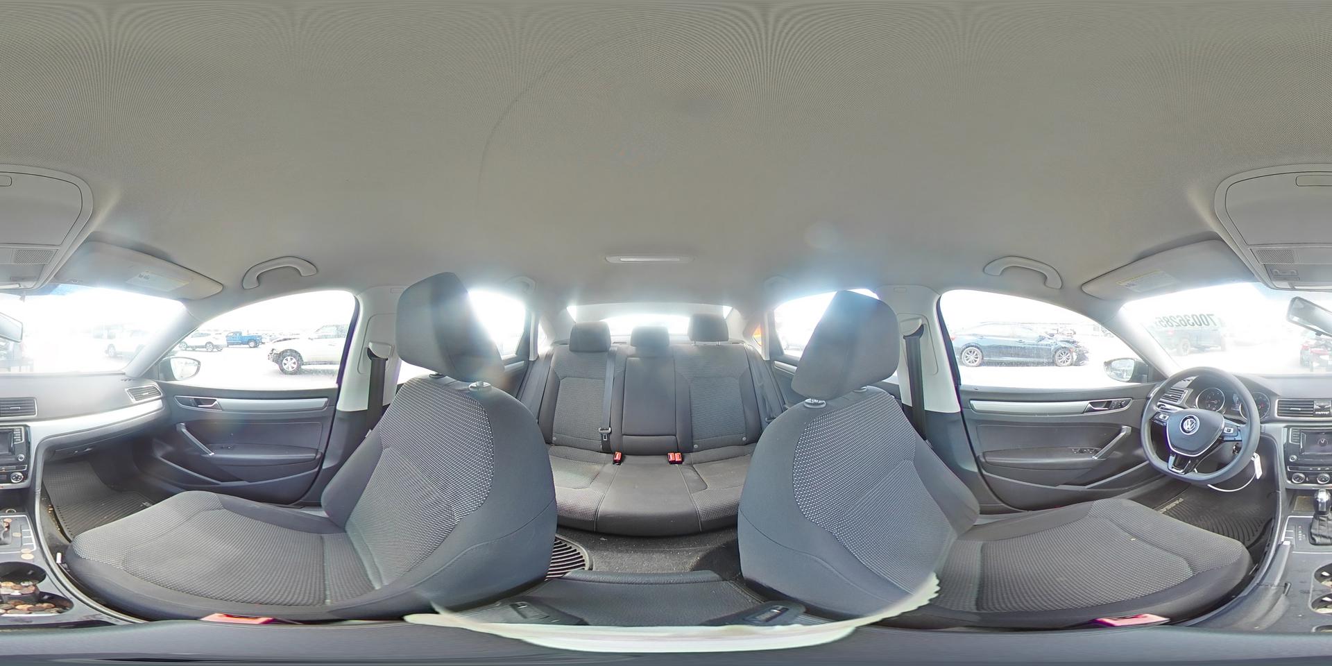 2018 VOLKSWAGEN Passat