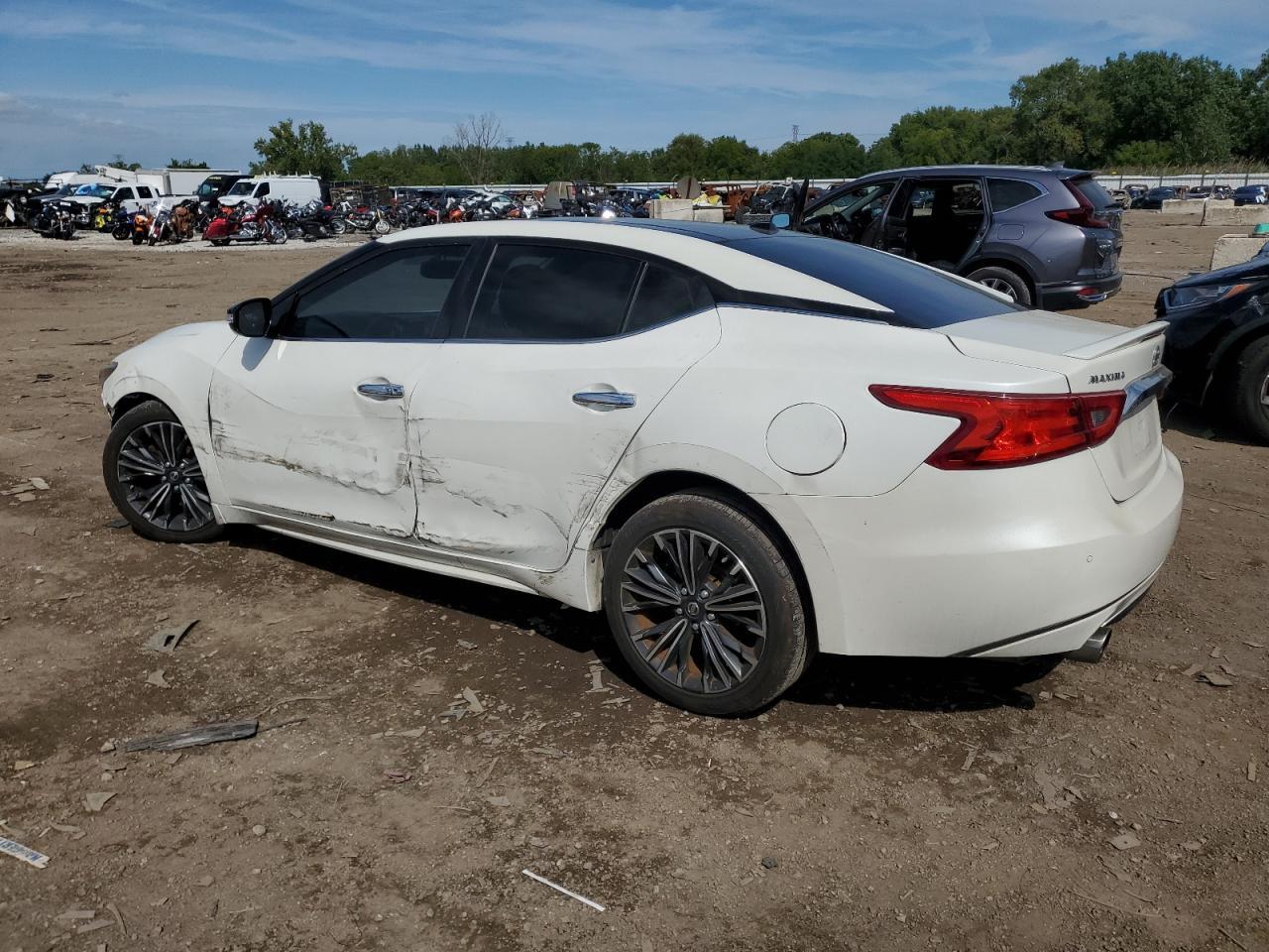 2016 NISSAN Maxima