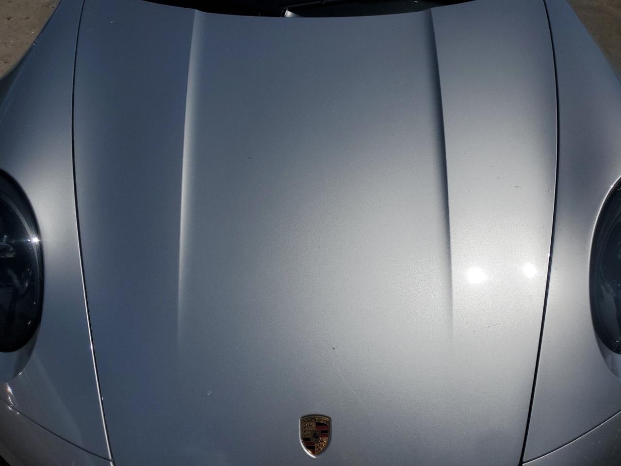 2025 PORSCHE 911