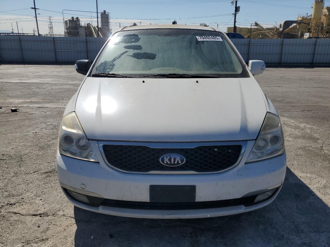 2014 KIA SEDONA