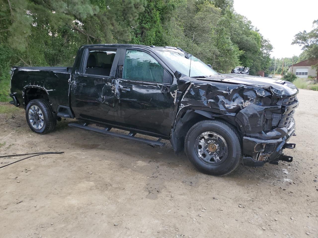 2024 CHEVROLET Silverado