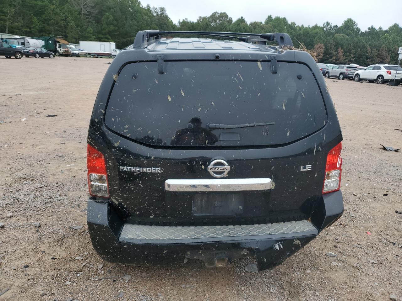 2011 NISSAN PATHFINDER