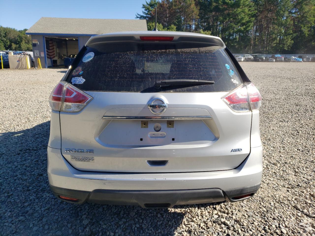 2015 NISSAN ROGUE