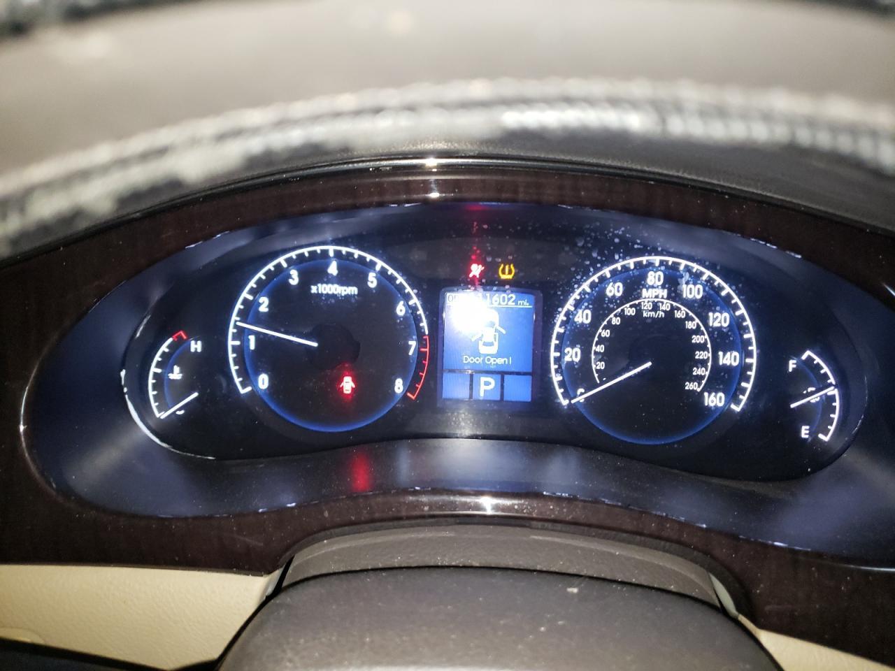 2010 HYUNDAI GENESIS