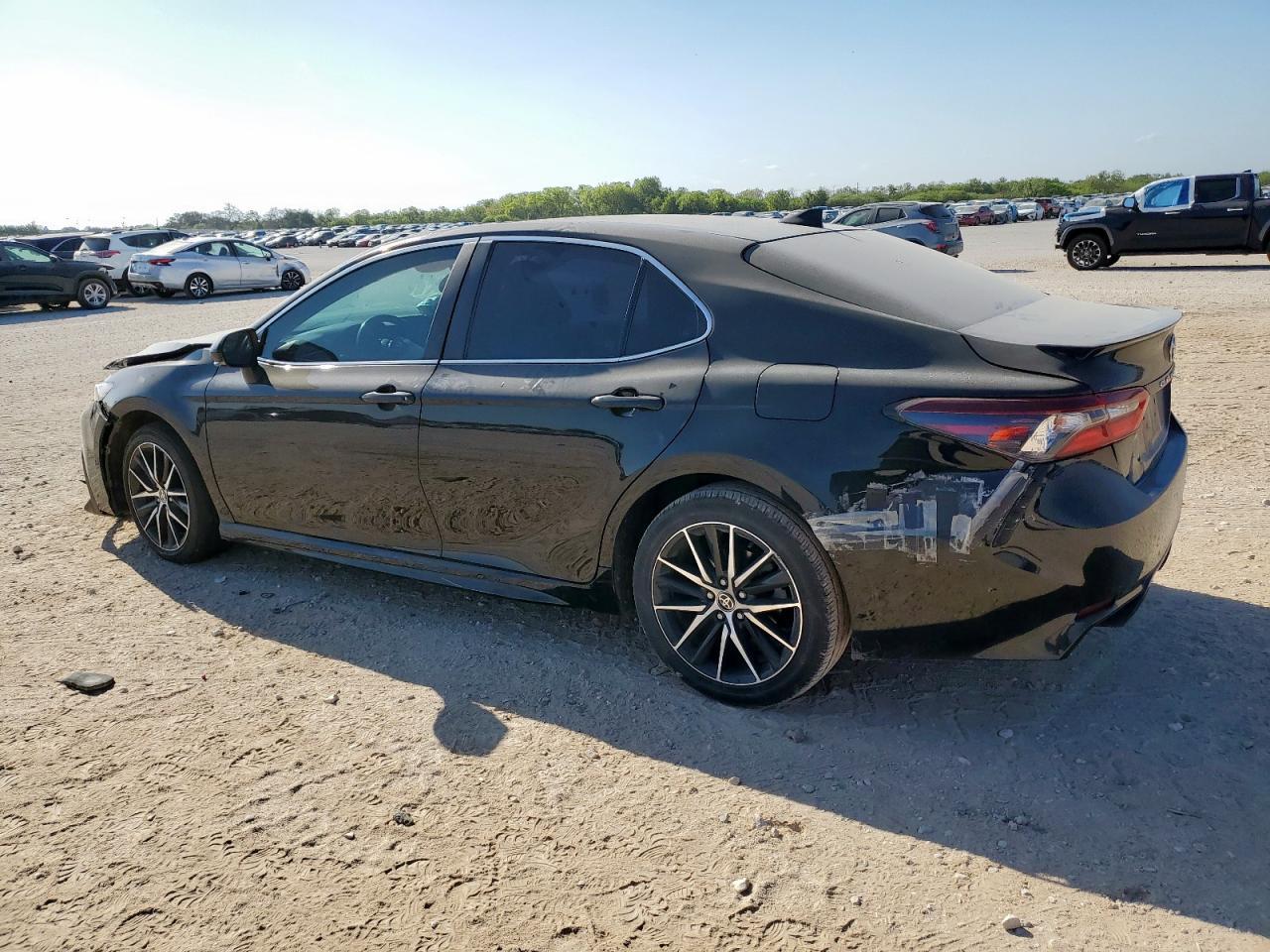 2023 TOYOTA CAMRY