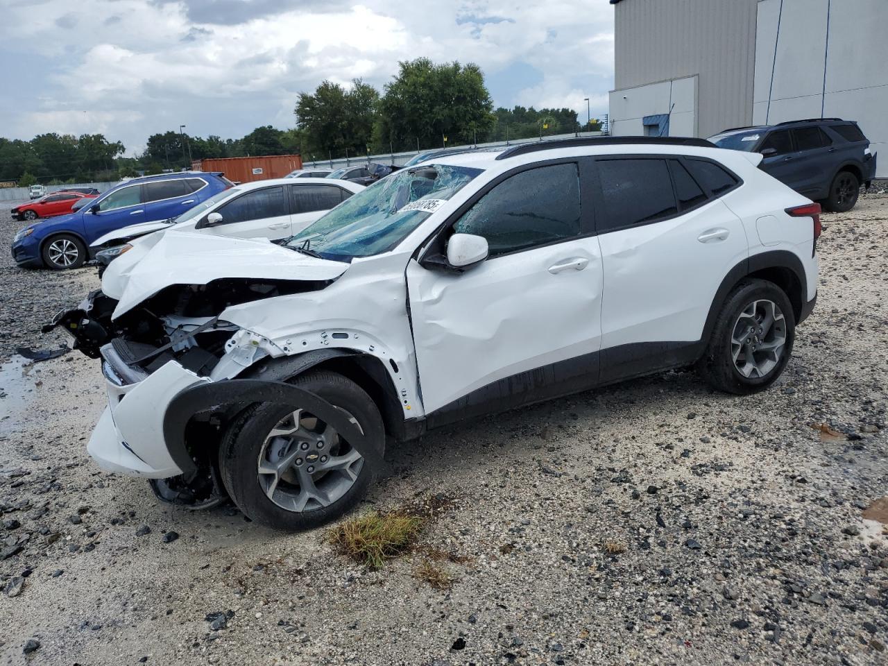2025 CHEVROLET TRAX