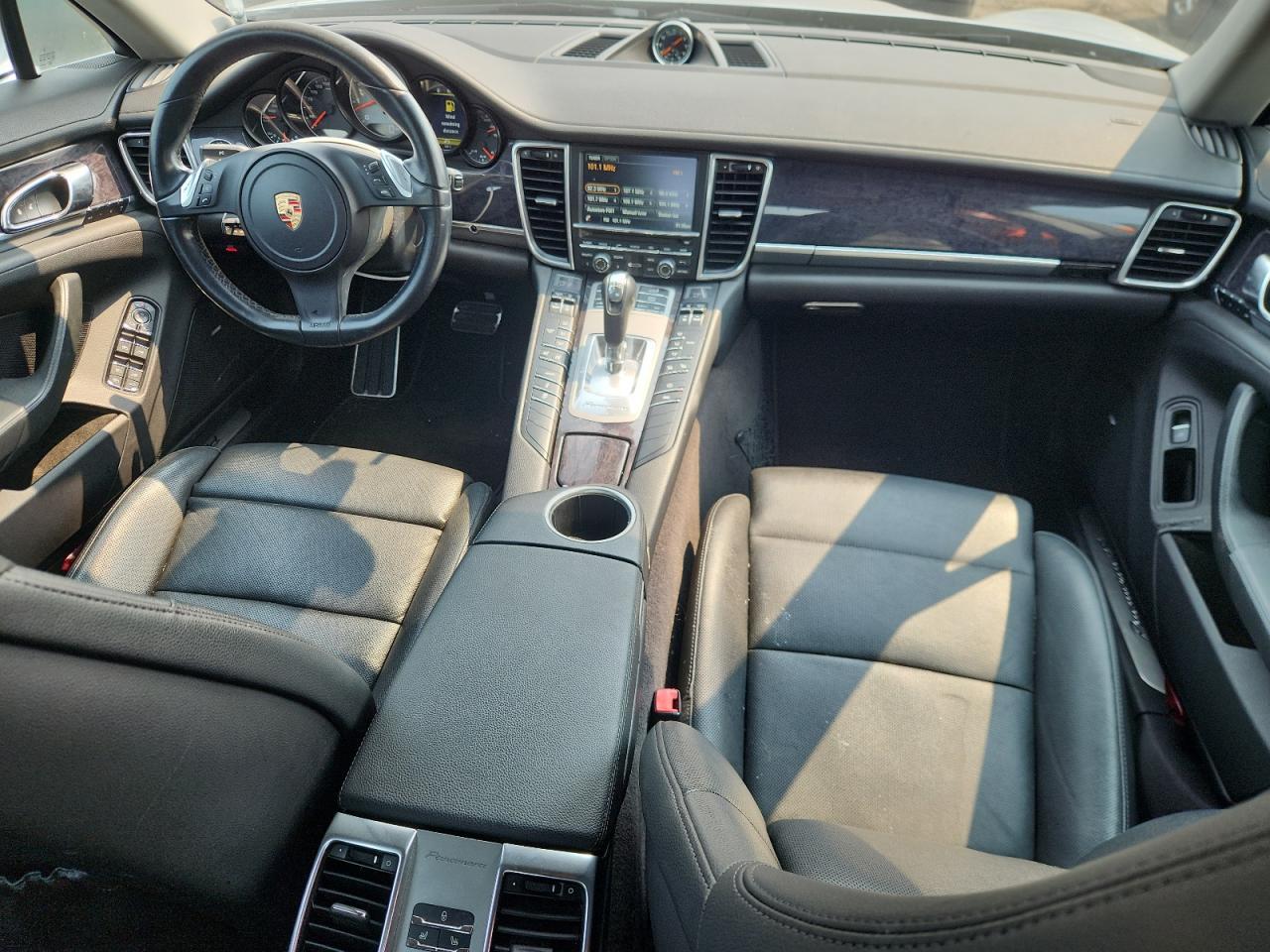 2014 PORSCHE Panamera