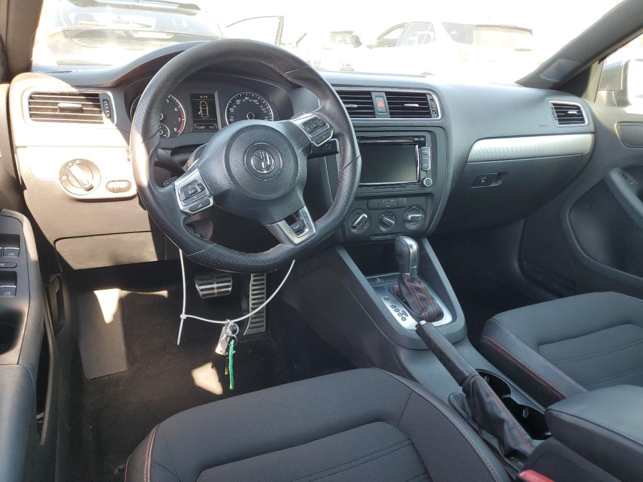 2014 VOLKSWAGEN JETTA