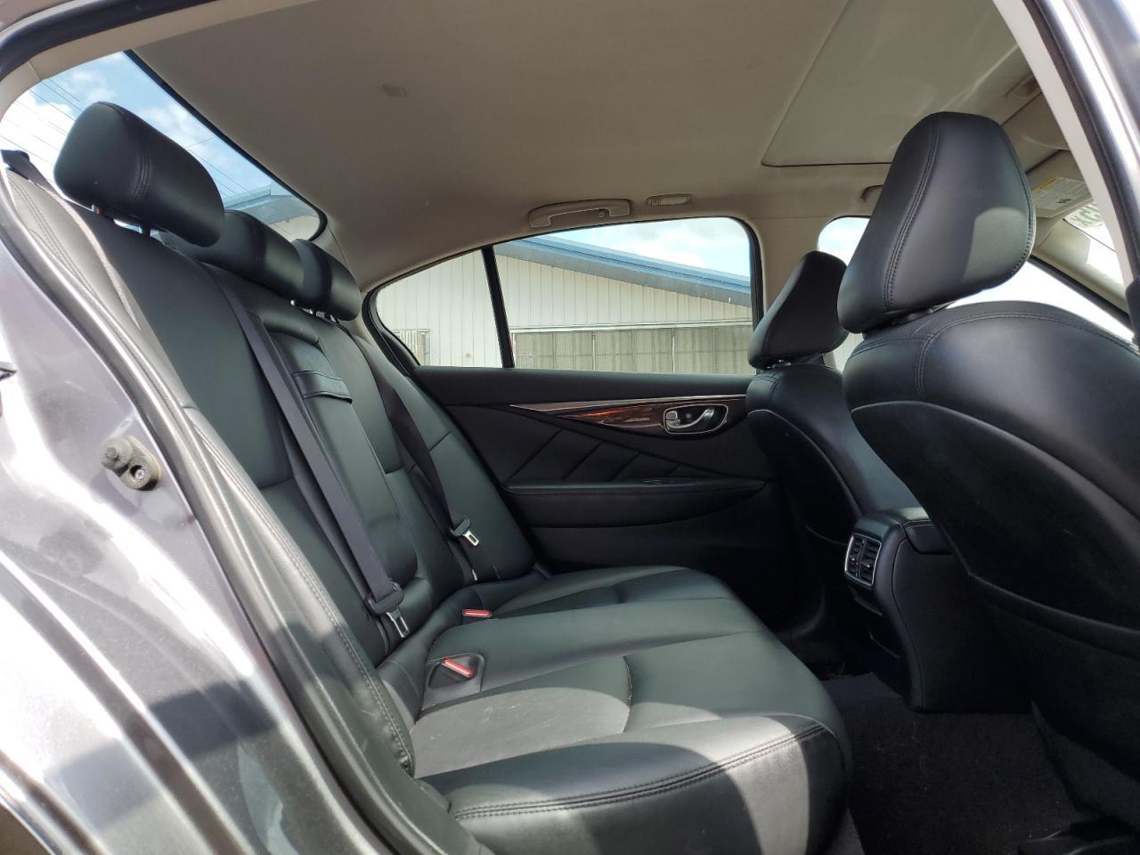 2018 INFINITI Q50