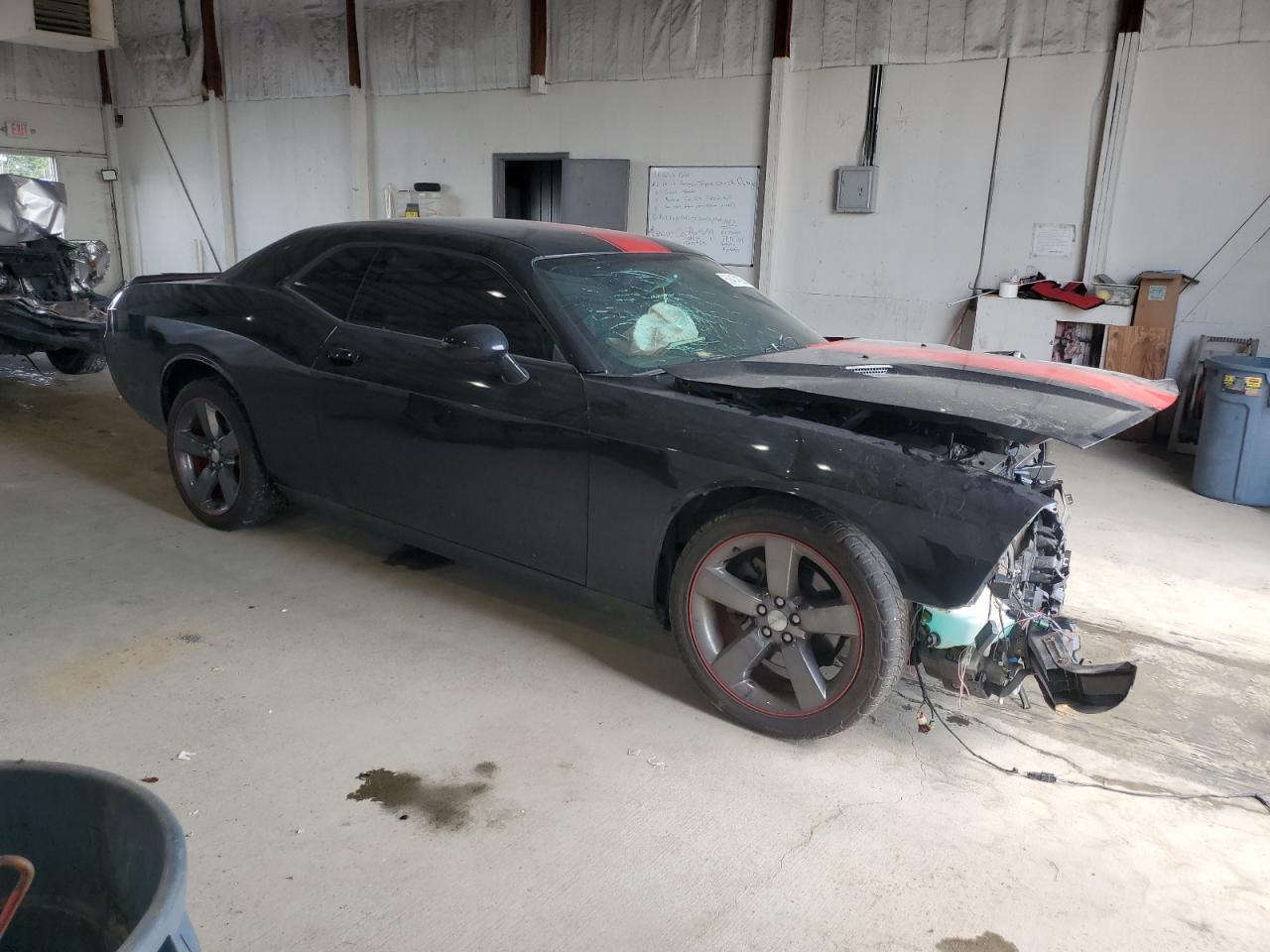 2013 DODGE Challenger