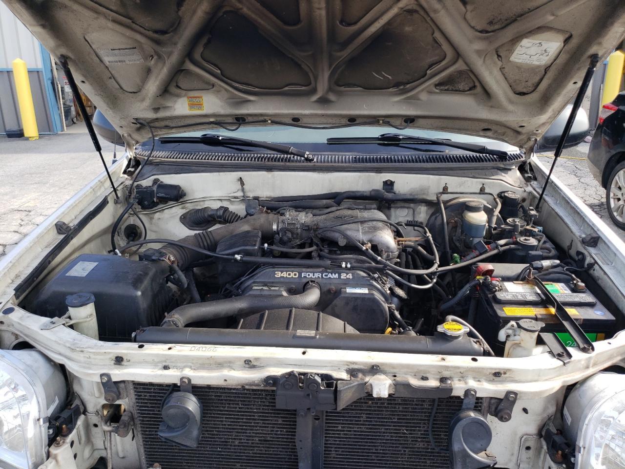 2002 TOYOTA TUNDRA