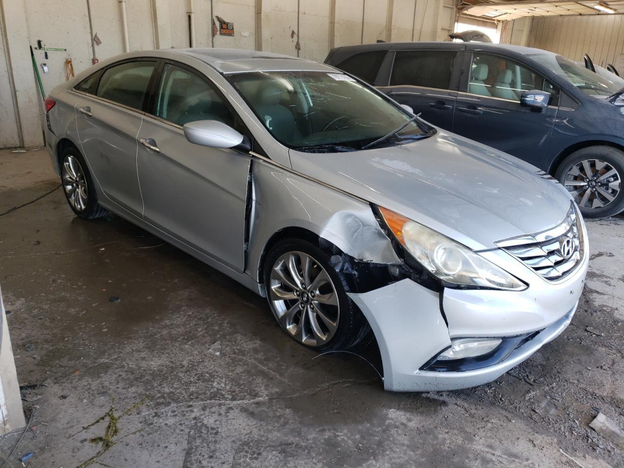 2011 HYUNDAI SONATA