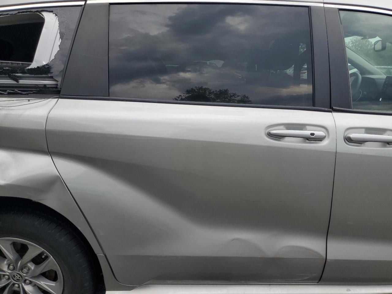 2022 TOYOTA SIENNA