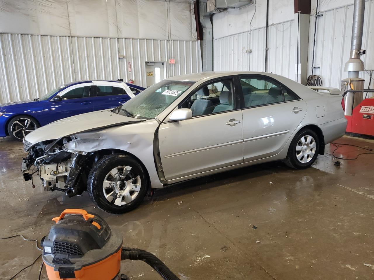 2004 TOYOTA CAMRY