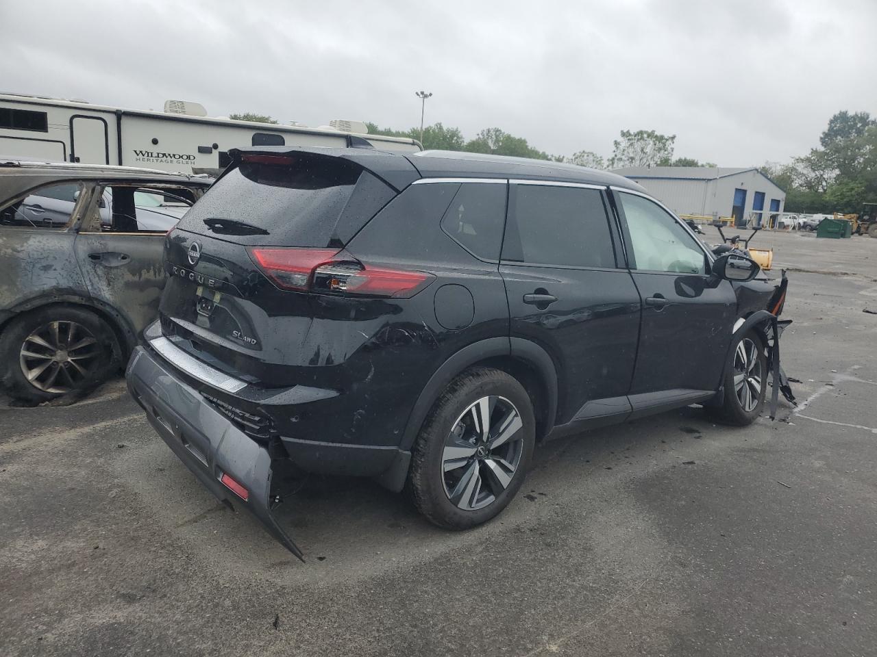 2025 NISSAN ROGUE