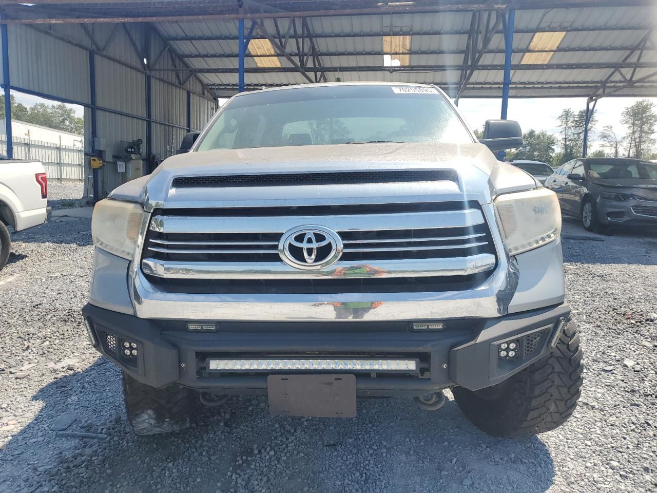 2016 TOYOTA TUNDRA