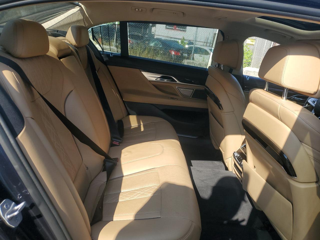 2016 BMW 7 series